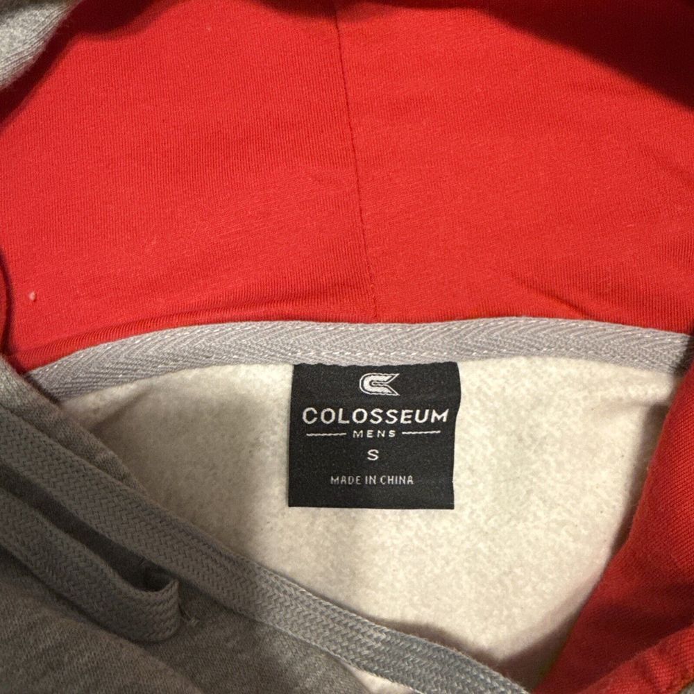Men's Colosseum Heathered Gray Illinois State Redbirds Arch & Logo 3.0 Pullover - Picture 6 of 6